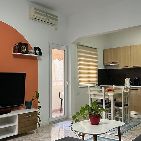 Vibrant & Central Tirana Oasis Luaran gambar