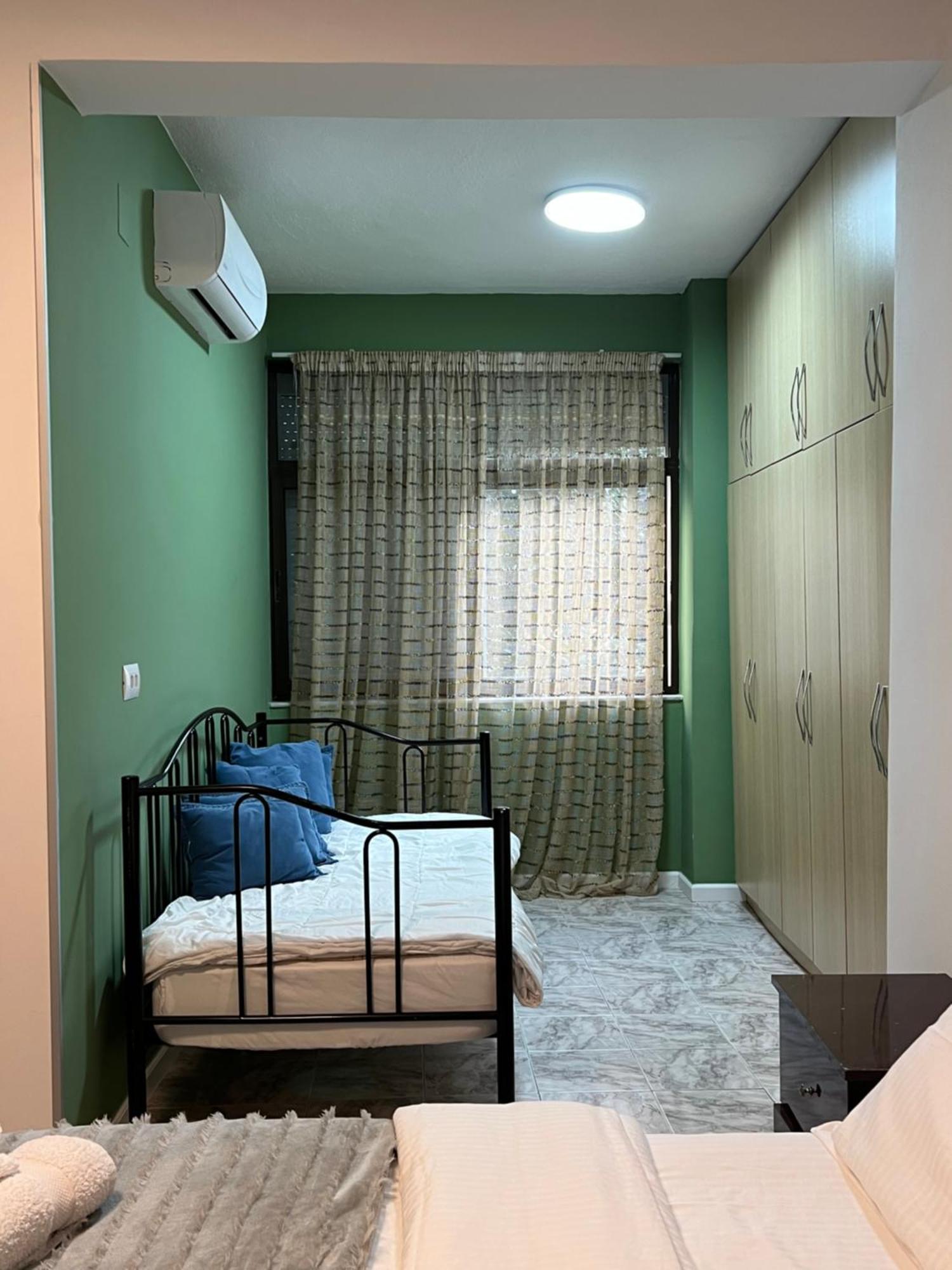 Vibrant & Central Tirana Oasis Luaran gambar
